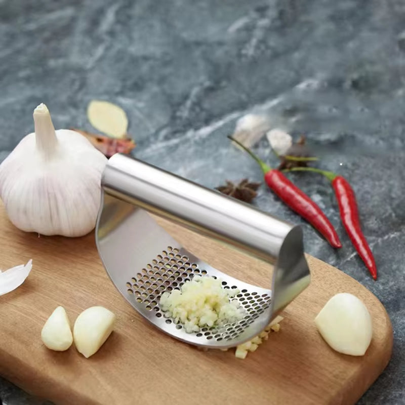 Stainless Steel Garlic Press – Easy Manual Garlic Crusher