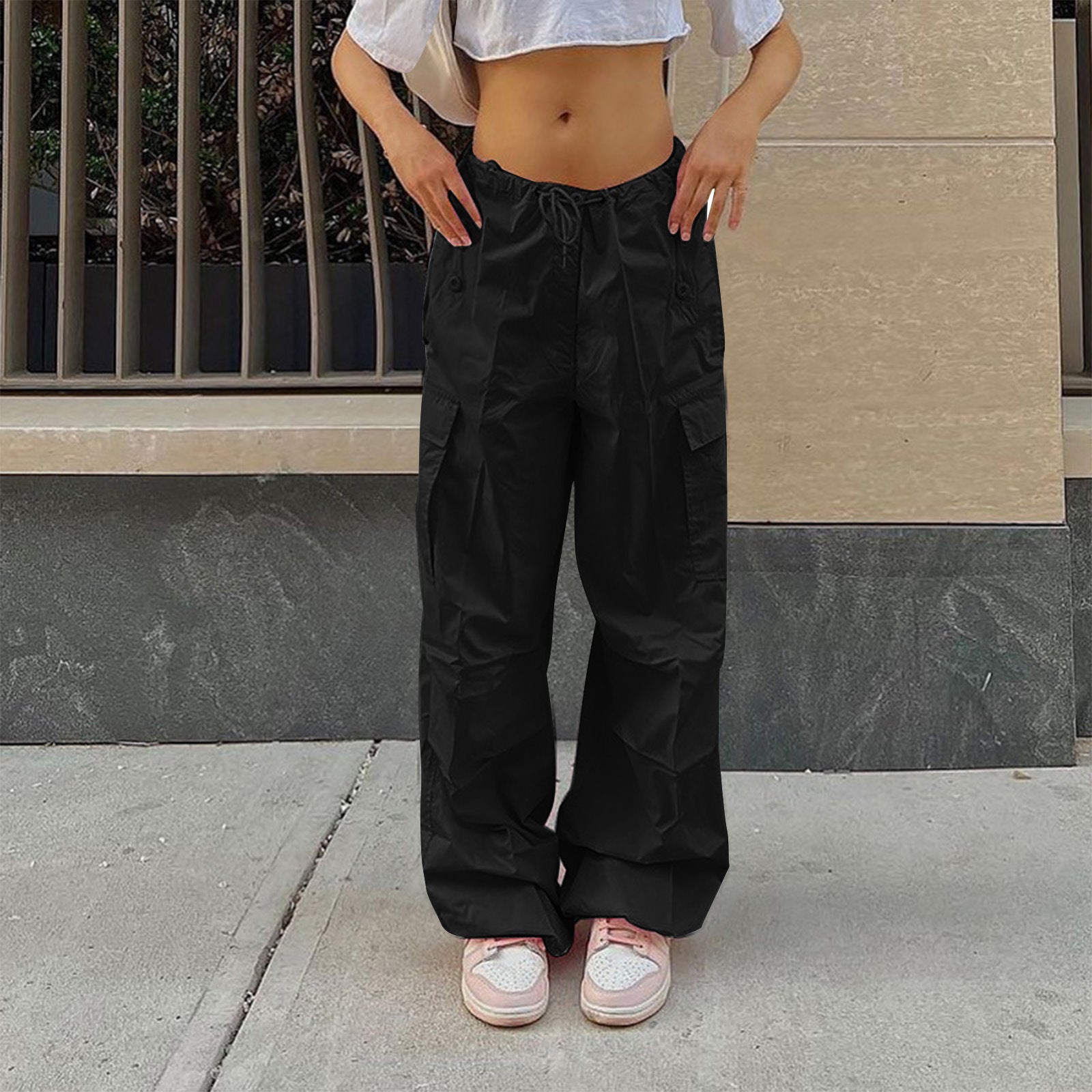 Trendy Cargo Trousers for Women – Comfortable & Stylish Everyday Wear