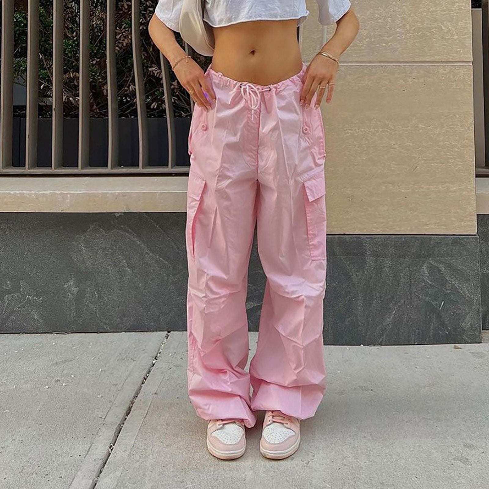 Trendy Cargo Trousers for Women – Comfortable & Stylish Everyday Wear