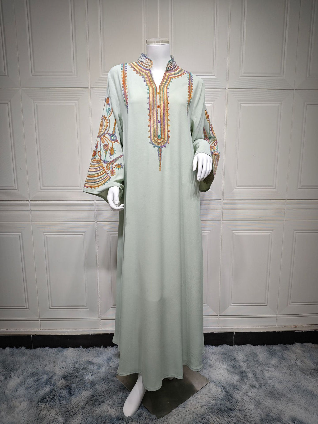 Elegant Modest Embroidered Abaya – Premium Design