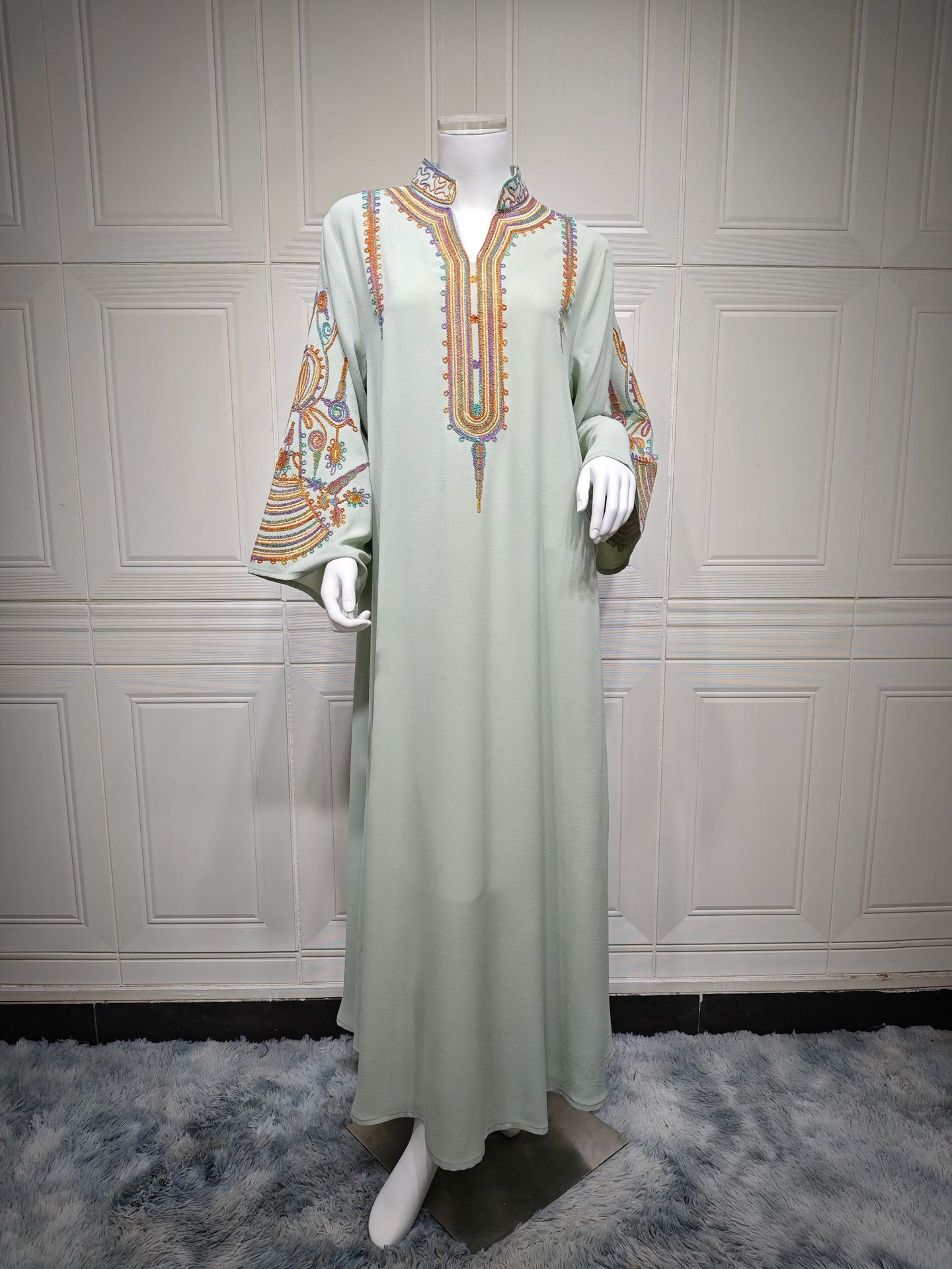 Elegant Modest Embroidered Abaya – Premium Design