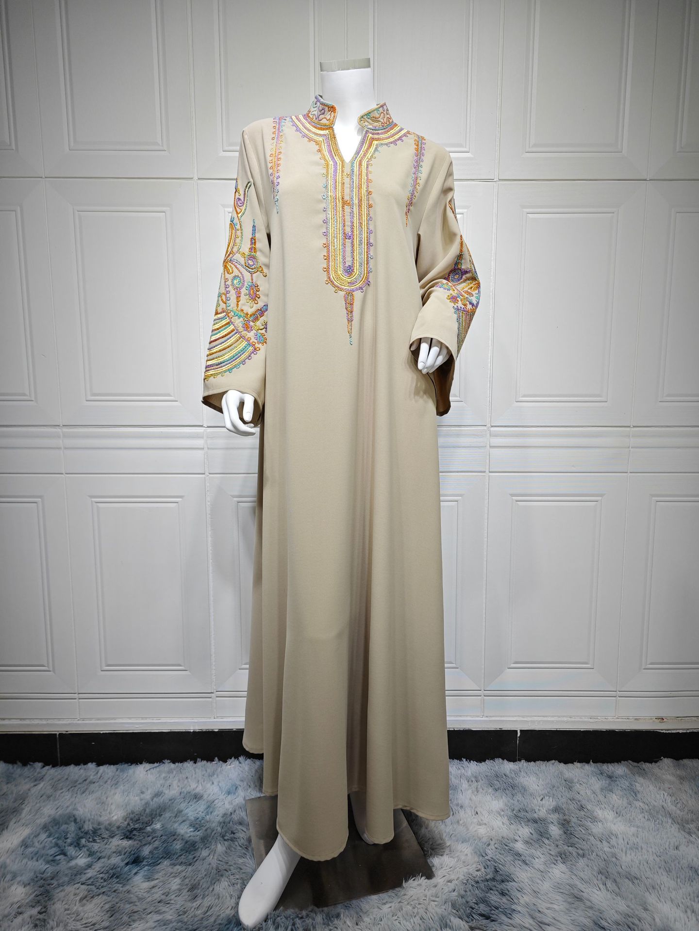 Elegant Modest Embroidered Abaya – Premium Design